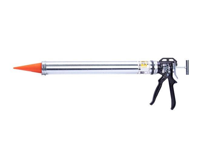 Albion B12B30; 30 Ounce B-Line Manual Bulk Applicator with 12:1